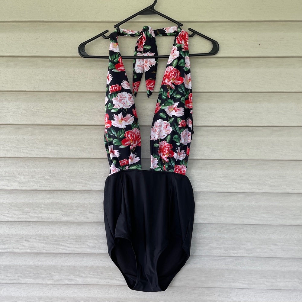 Cupshe Floral Halter Black Backless One Piece Swimsuit Size M